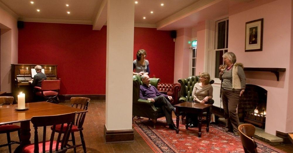 The Imperial Hotel Stroud  Exterior photo