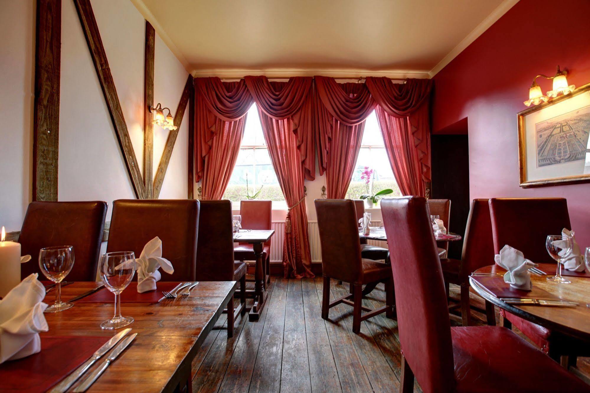 The Imperial Hotel Stroud  Exterior photo